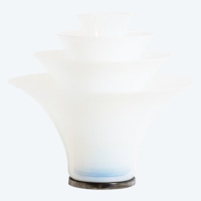 Lampe « pétales » en verre opalescent blanc et bleuté. 21e siècle.LS6409759B