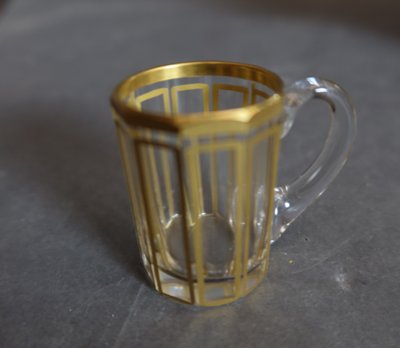 Cantinetta per liquori in bronzo dorato XIX secolo