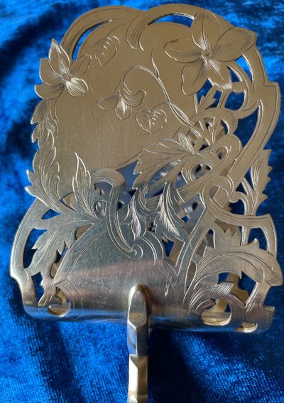 Pince à asperges art nouveau.