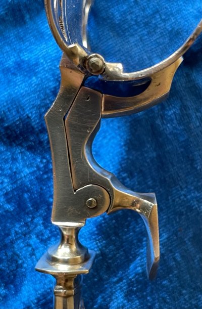 Pince à asperges art nouveau.