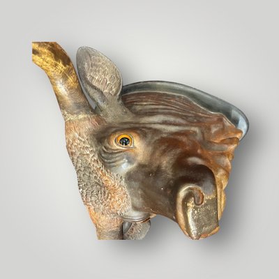 Grande trofeo di toro a grandezza naturale in terracotta policroma - Segno Fine XIX secolo