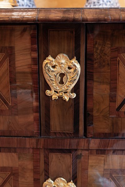 Dauphiné époque Louis XIV Commode à Marqueterie Géométrique Vers 1700