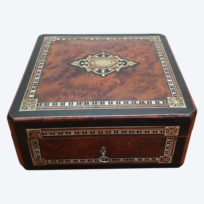 Inlaid box