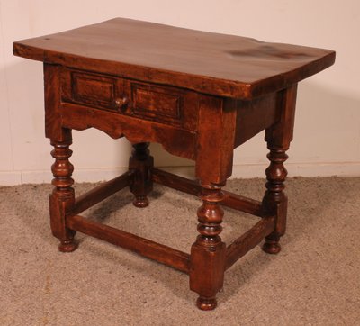 Table Espagnole Dit Tocinera En Noyer Du 17° Siècle