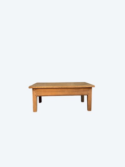 Table basse en noyer 1800