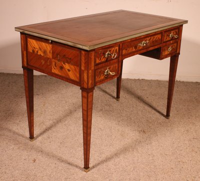 Bureau Plat in palissandro Luigi XVI