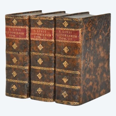 Livre " TITI LIVII Patavini Historiarum ab Urbe Condita " 1740, 3 volumes 