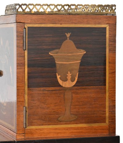 Bureau bonheur du jour en marqueterie dans le goût de Charles Topino