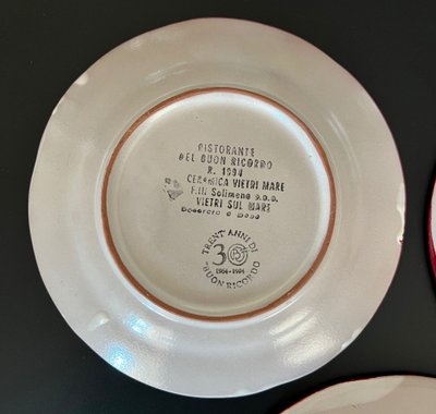 Piatti del Ristorante del Buon Ricordo "Rosa d'Oro" di Ceramica Vietri Mare, Italia 1994