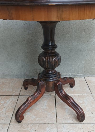 Napoleon III burr walnut violin top