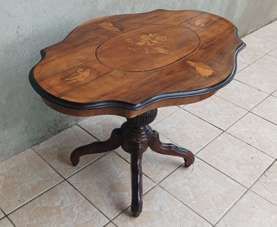 Napoleon III burr walnut violin top