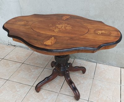 Napoleon III burr walnut violin top
