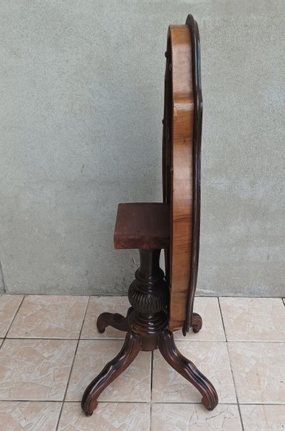 Napoleon III burr walnut violin top