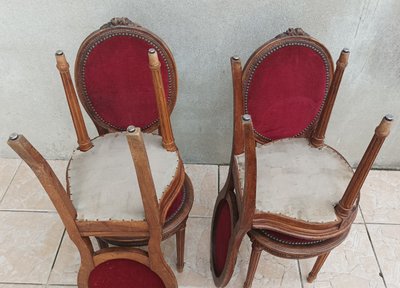 Suite of 4 Louis XVI walnut medallion chairs