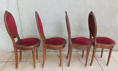 Suite of 4 Louis XVI walnut medallion chairs
