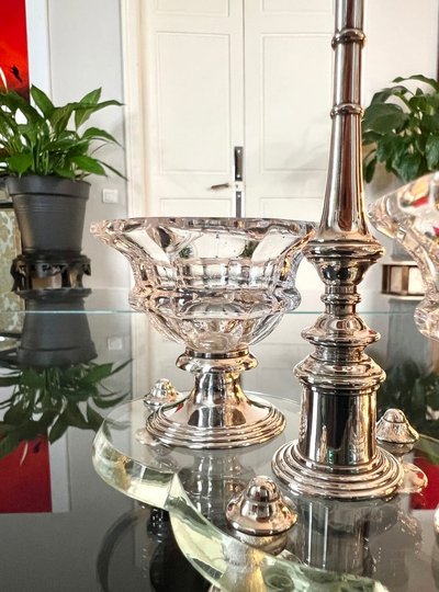 Crystal and Silver Metal Salt Shakers - Salt Pepper Condiments