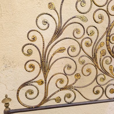 Letto Genova in ferro dipinto, larghezza 145 cm, inizio XIX secolo