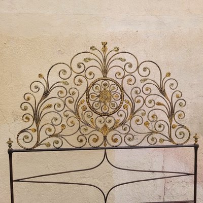 Letto Genova in ferro dipinto, larghezza 145 cm, inizio XIX secolo