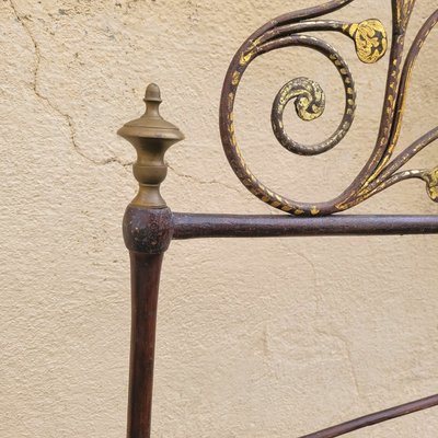 Letto Genova in ferro dipinto, larghezza 145 cm, inizio XIX secolo