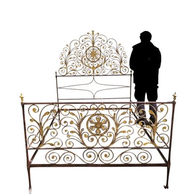 Letto Genova in ferro dipinto, larghezza 145 cm, inizio XIX secolo