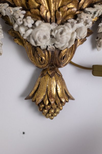Pair of Louis XVI style sconces in gilded and lacquered wood. Circa 1900. LS5266457U