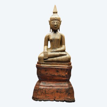 Laos, XVIIIème - XIXème siècle, Bouddha Maravijaya en bois laqué