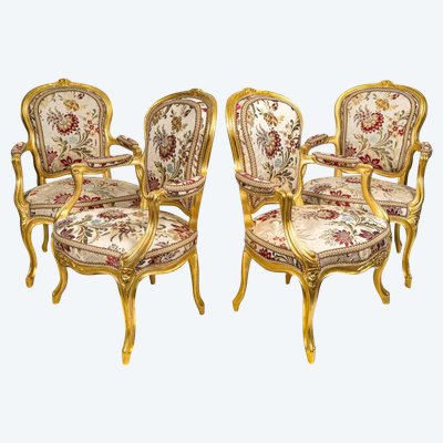 Georges Jacob reçu Maitre en 1765 Quatre fauteuils en bois doré d’époque Louis XV vers 1765-1770