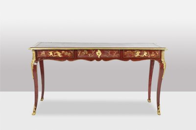 Scrivania piatta in stile Luigi XV decorata con scene lacustri. 1850 circa. LS61582509P