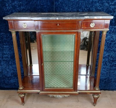 Louis XVI Parisian mahogany display case circa 1800
