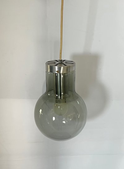 Maxi Bulb small suspension lamp by Frank Ligtelijn for RAAK Amsterdam, Netherlands 60s.