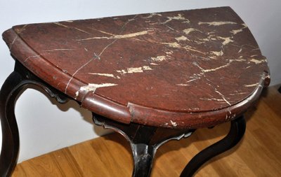 Half-moon console in walnut wood, typical of Dauphiné, 18th century