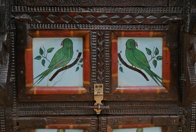 Meuble de Commerce Manjoosh en Bois Exotique, Inde – Début XXe
