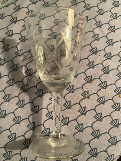 Set of 38 glasses and a carafe with stopper in fine crystal cut with diamond motifs, "50s" Years