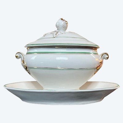 Sauce Boat With Frétel Lid - Porcelaine Vieux Paris