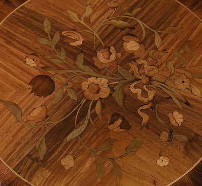 Petite Table de Salon en Marqueterie, style Louis XVI – Fin XIXe