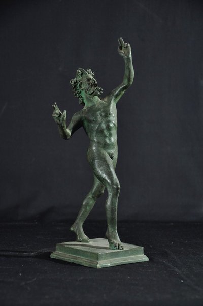 Bronzo con patina Faune de Pompéi in stile Barbedienne XIX secolo