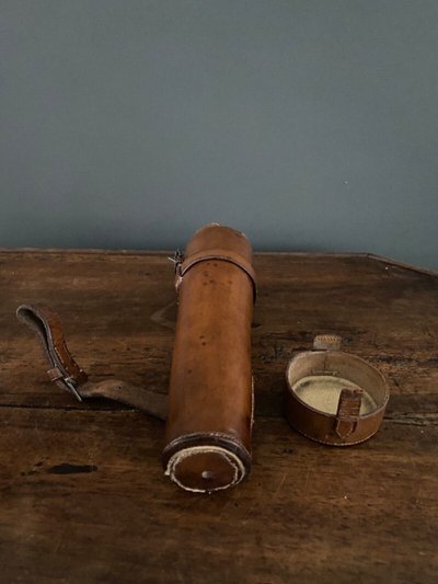 Silver hunting flask Asprey William Thomas Wright and Frederick Davies