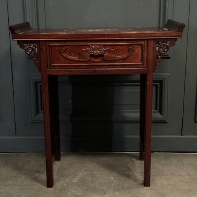 Console en bois de fer Chine ou Indochine début XXe incrustations nacre