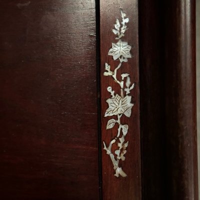 Console en bois de fer Chine ou Indochine début XXe incrustations nacre