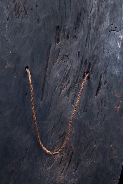 Shield, oceanic art, sculpture, tribal art, primitive art, Oceania, Papua New Guinea