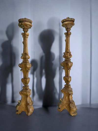 PAIR OF LOUIS XIV PERIOD LARGE GILDED AND PAINTED WOOD CIERGES FROM THE 17th CENTURY