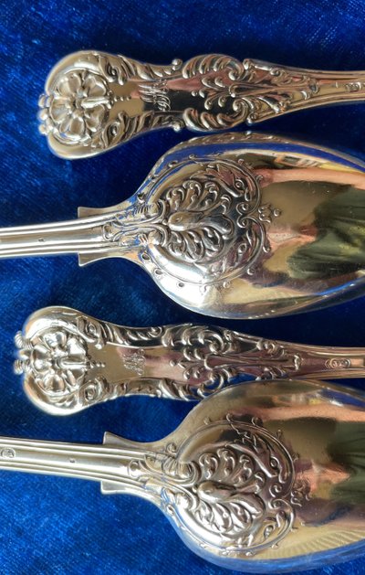 2 English cutlery sets.