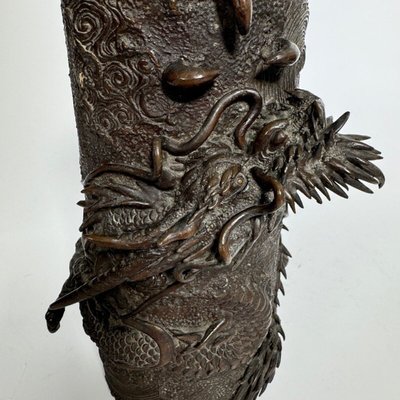 Pair of bronze tubular vases decorated with dragons Japan Meiji period
