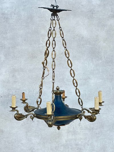 Lampadario in stile restauro