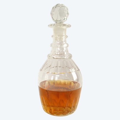 Whiskey or cognac decanter in cut Baccarat or Le Creusot crystal - circa 1840