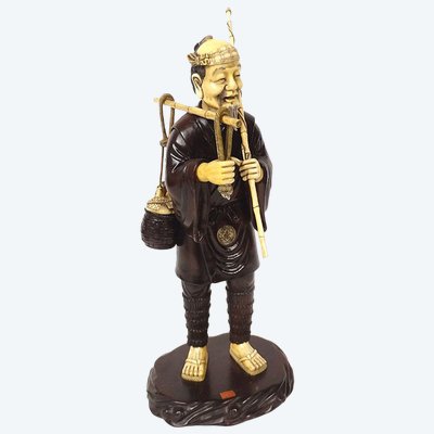 Okimono Statuette Holz Elfenbein Fischer Fischkorb Japan Meiji signiert 19.