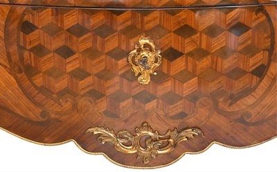 Commode de style Louis XV 