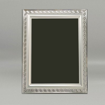 1970s Gorgeous photo frame in silver plated with glass. Made in Italy. The item is in excellent cond