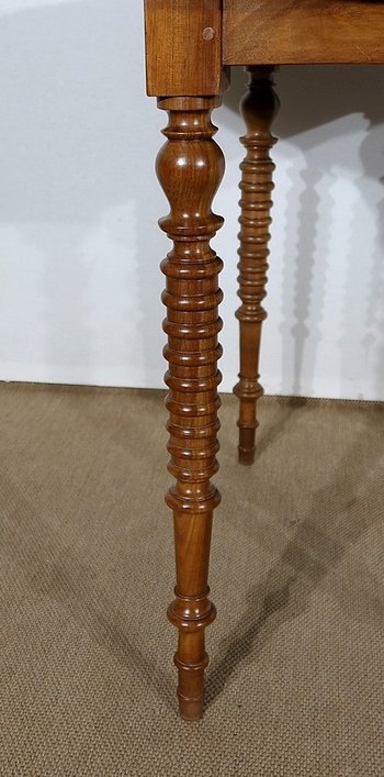Small side table forming a console in solid Walnut - End of XIXth century