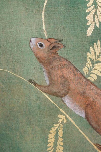 Bemalte Leinwand mit Eichhörnchen-Abbildung. Zeitgenössisch.  LS63331080A